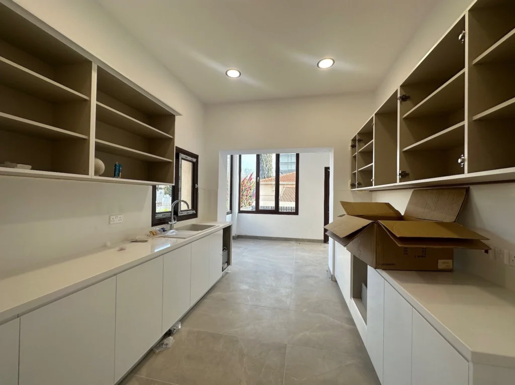 280m² Building for Rent in Limassol – Agia Zoni