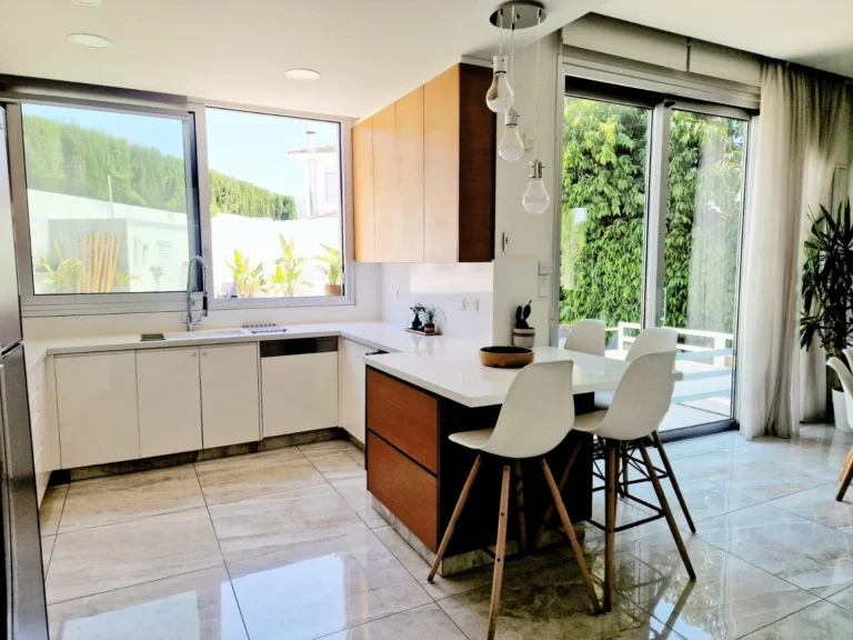 5 Bedroom House for Sale in Limassol – Agios Athanasios