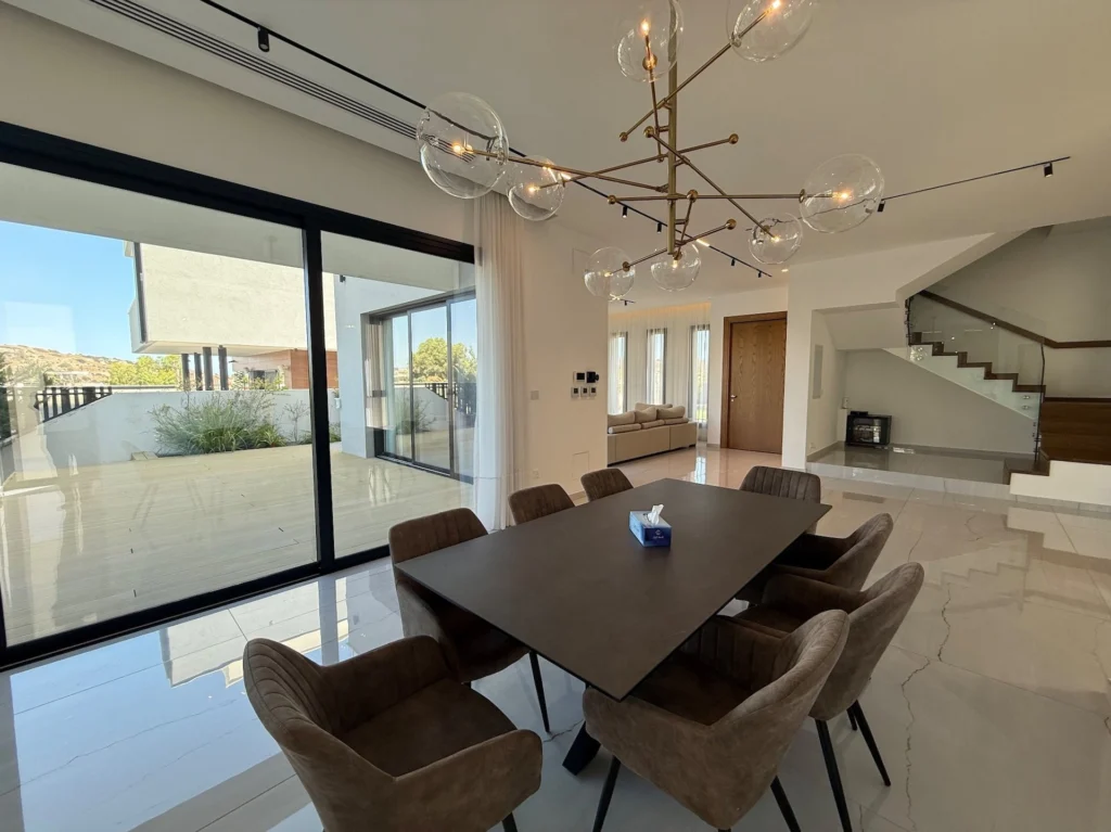 5 Bedroom House for Rent in Agios Tychonas, Limassol District