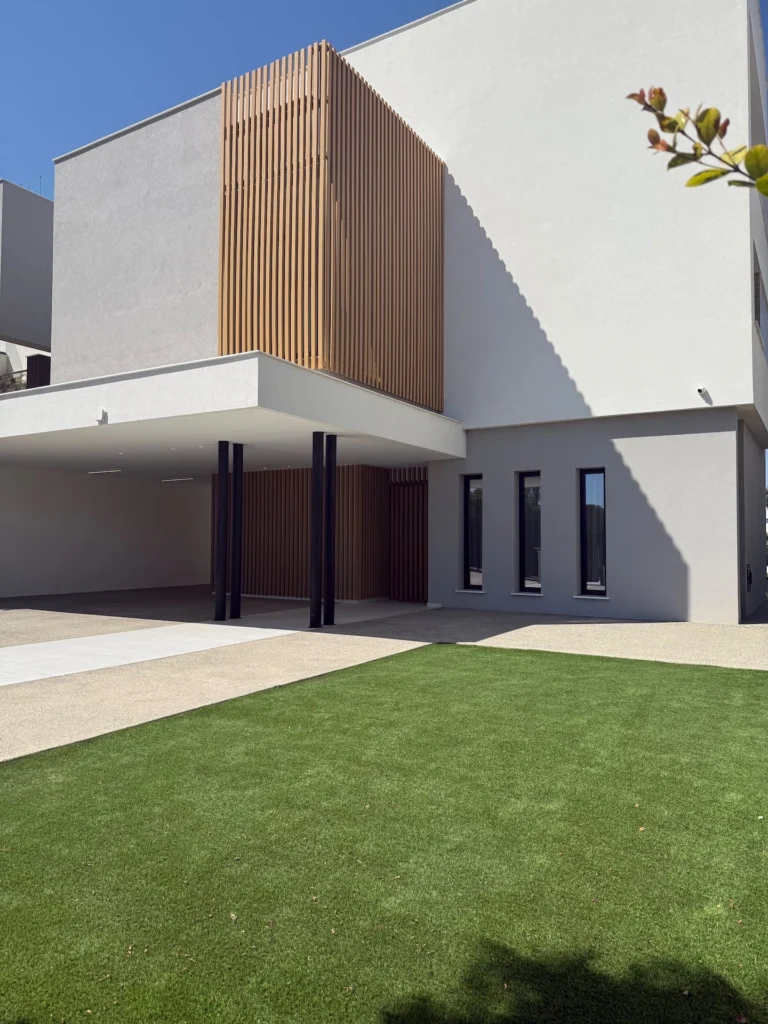 5 Bedroom House for Rent in Agios Tychonas, Limassol District