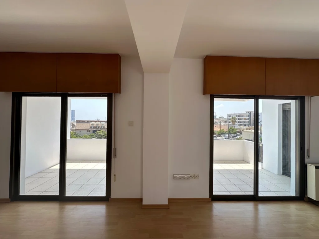 135m² Office for Rent in Limassol – Mesa Geitonia