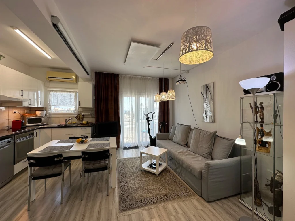 1 Bedroom Apartment for Sale in Limassol – Mesa Geitonia