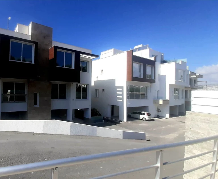 2 Bedroom House for Sale in Kissonerga, Paphos District