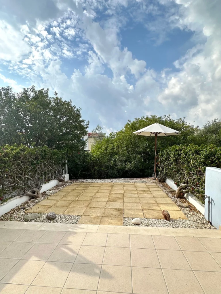 2 Bedroom House for Sale in Paphos – Universal