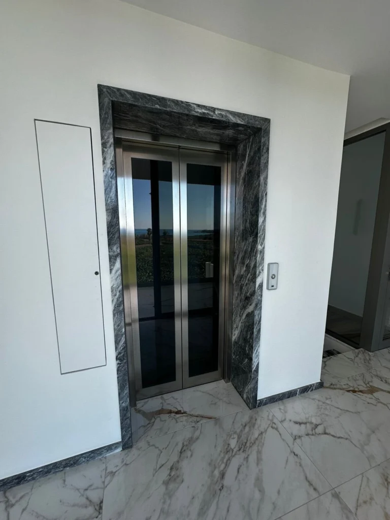 540m² House for Sale in Peyia, Paphos District