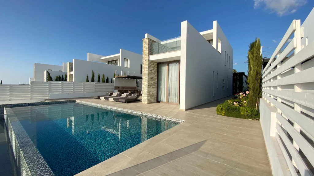 5 Bedroom House for Rent in Peyia, Paphos District