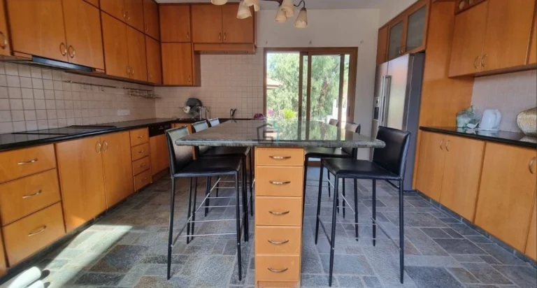 4 Bedroom House for Sale in Akrounta, Limassol District