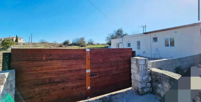 2 Bedroom House for Sale in Ineia, Paphos District