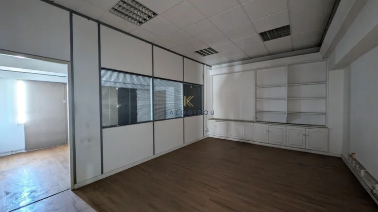 1392m² Commercial for Sale in Nicosia – Kaimakli