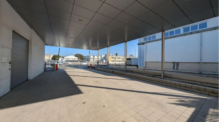 1392m² Commercial for Sale in Nicosia – Kaimakli