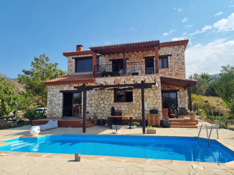 4 Bedroom House for Sale in Agia Marina Chrysochous, Paphos District