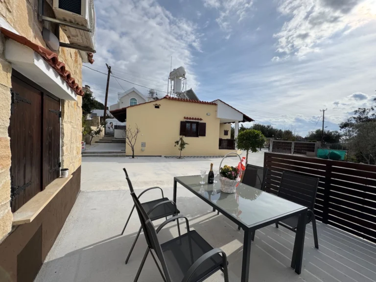 2 Bedroom House for Sale in Acheleia, Paphos District