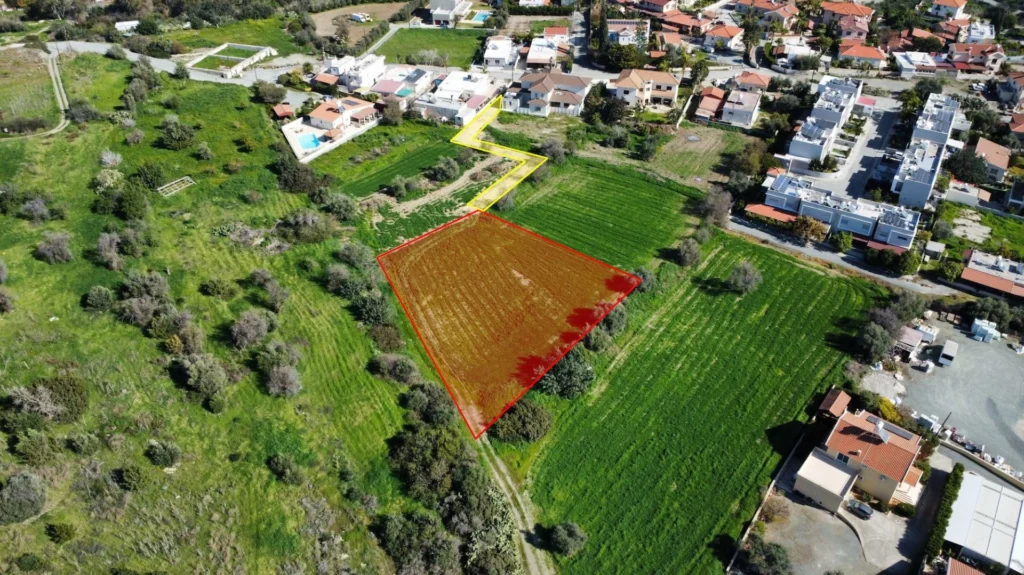 2,342m² Plot for Sale in Pyrgos Lemesou, Limassol District