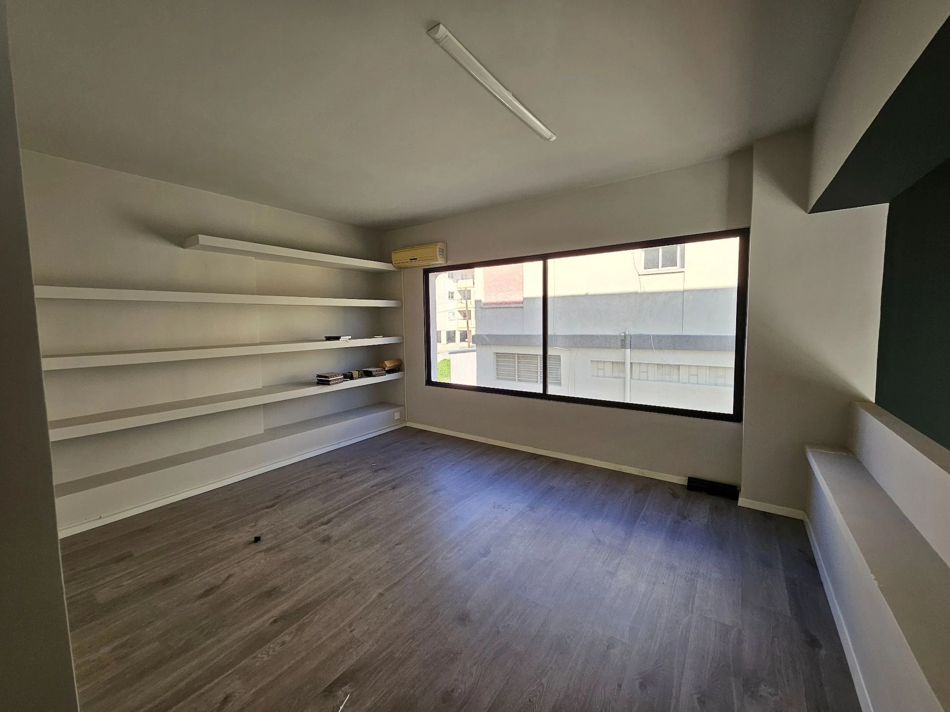 32m² Office for Rent in Limassol