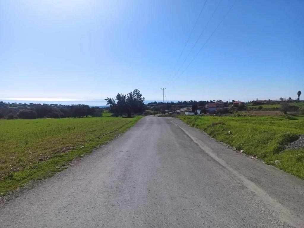 4,584m² Plot for Sale in Anogyra, Limassol District