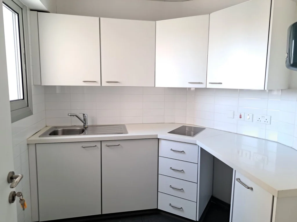 1967m² Building for Rent in Limassol – Katholiki