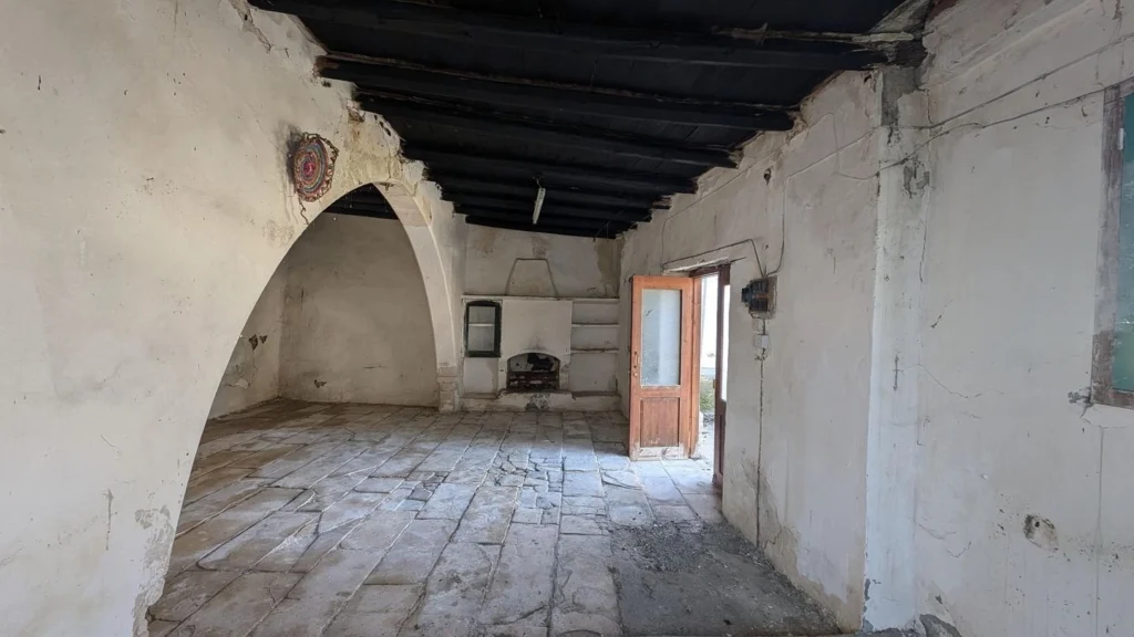 423m² Plot for Sale in Giolou, Paphos District