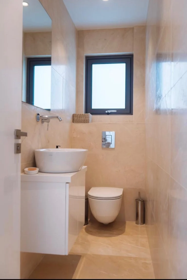 4 Bedroom House for Sale in Sea Caves, Paphos District