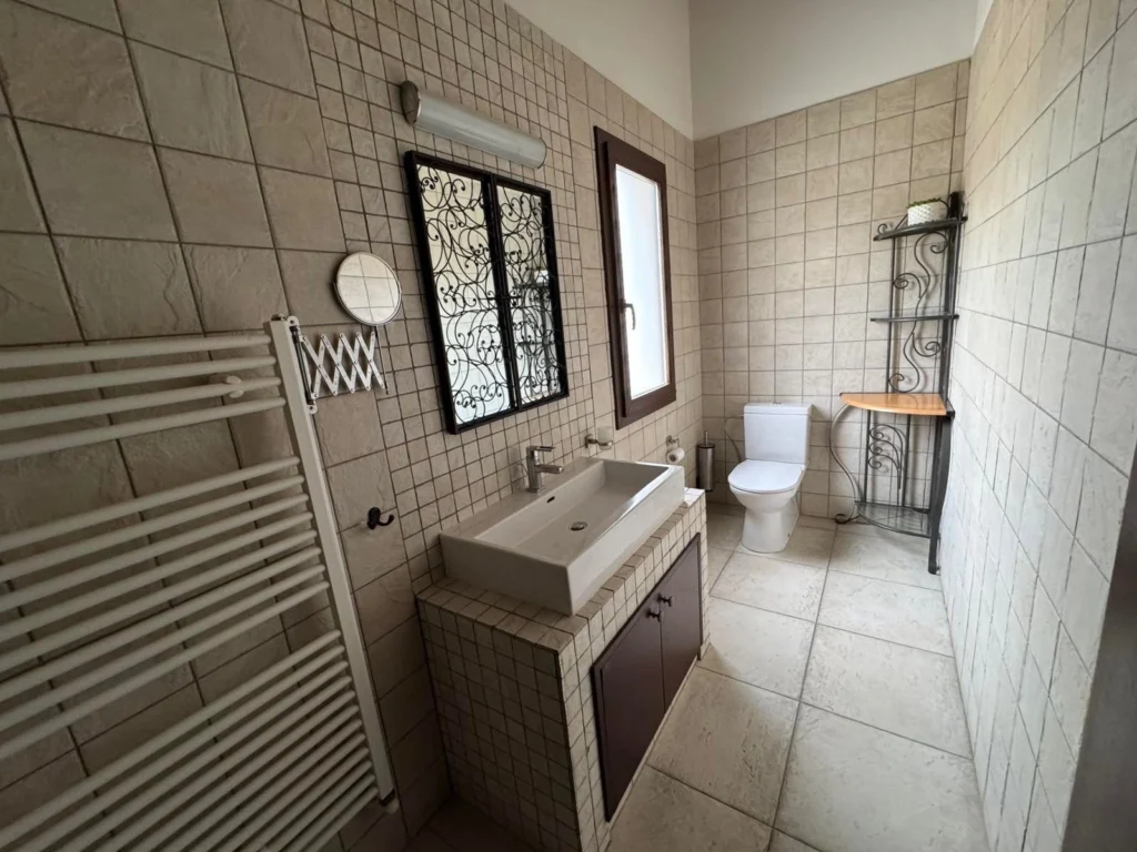 4 Bedroom House for Rent in Agios Tychonas, Limassol District