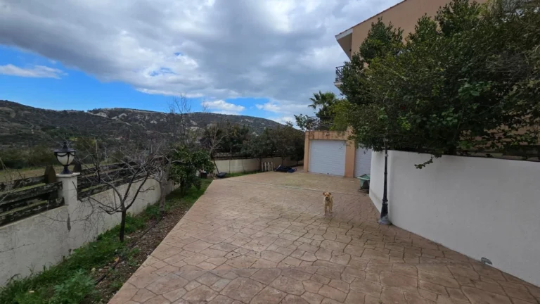 500m² House for Sale in Asgata, Limassol District