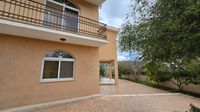 500m² House for Sale in Asgata, Limassol District