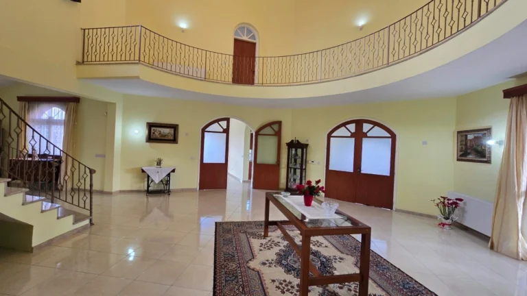 500m² House for Sale in Asgata, Limassol District