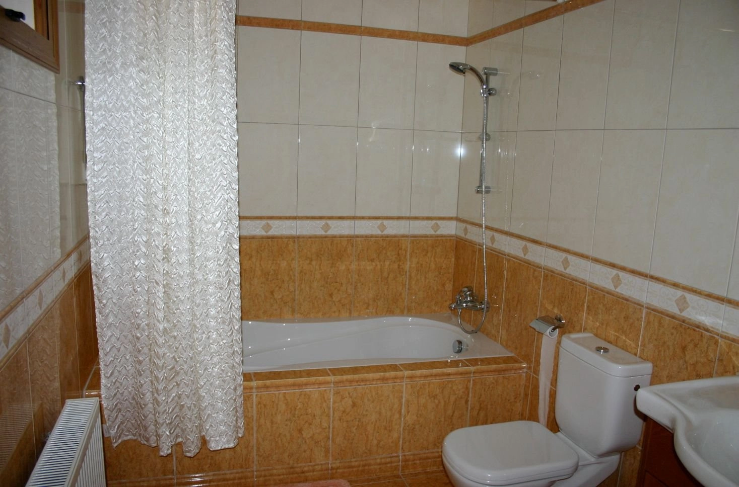 3 Bedroom House for Rent in Vouni, Limassol District