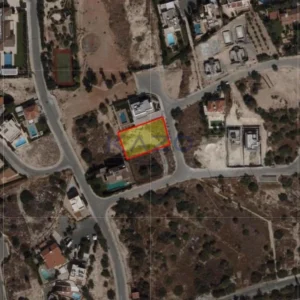 943m² Plot for Sale in Agios Tychonas, Limassol District