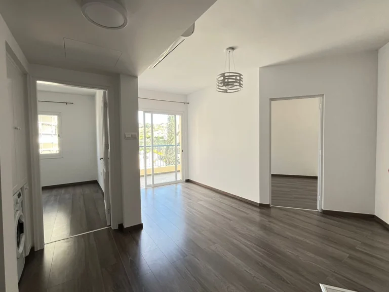 1 Bedroom Apartment for Sale in Tombs Of the Kings, Paphos District