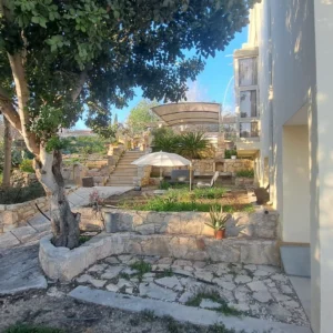 5 Bedroom House for Sale in Armou, Paphos District