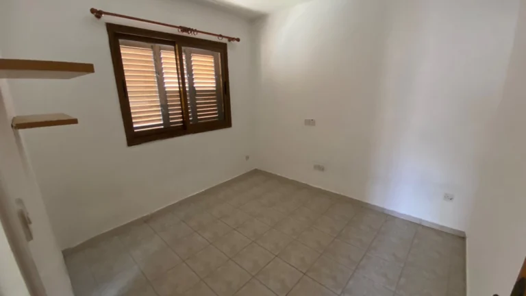 3 Bedroom House for Sale in Paphos – Universal