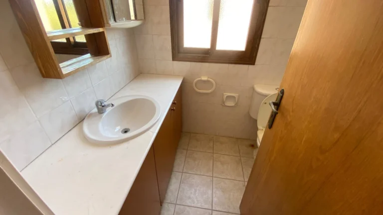 3 Bedroom House for Sale in Paphos – Universal