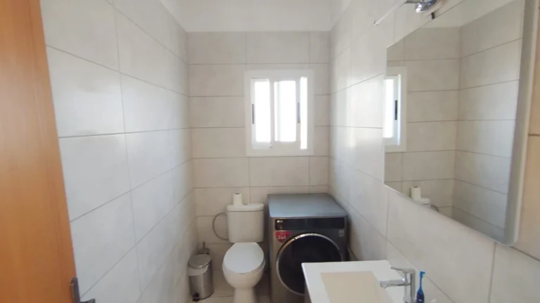3 Bedroom Apartment for Sale in Tombs Of the Kings, Paphos District