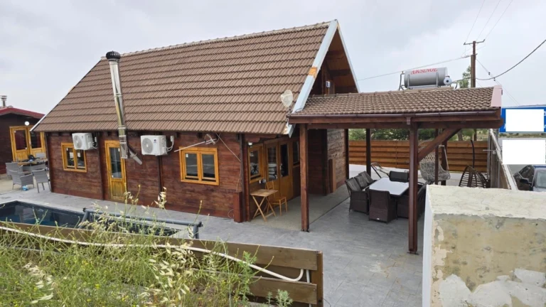 4 Bedroom House for Rent in Lofou, Limassol District