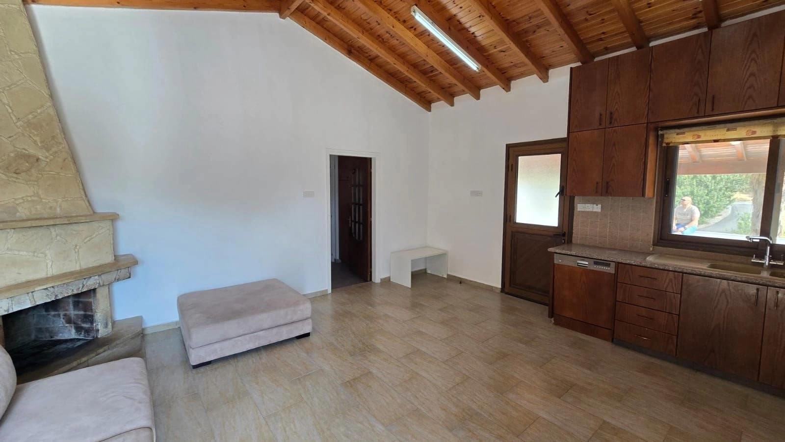 3 Bedroom House for Rent in Parekklisia, Limassol District