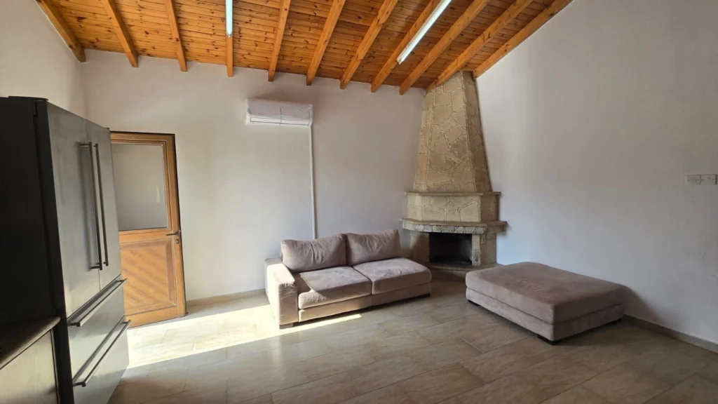 3 Bedroom House for Rent in Parekklisia, Limassol District