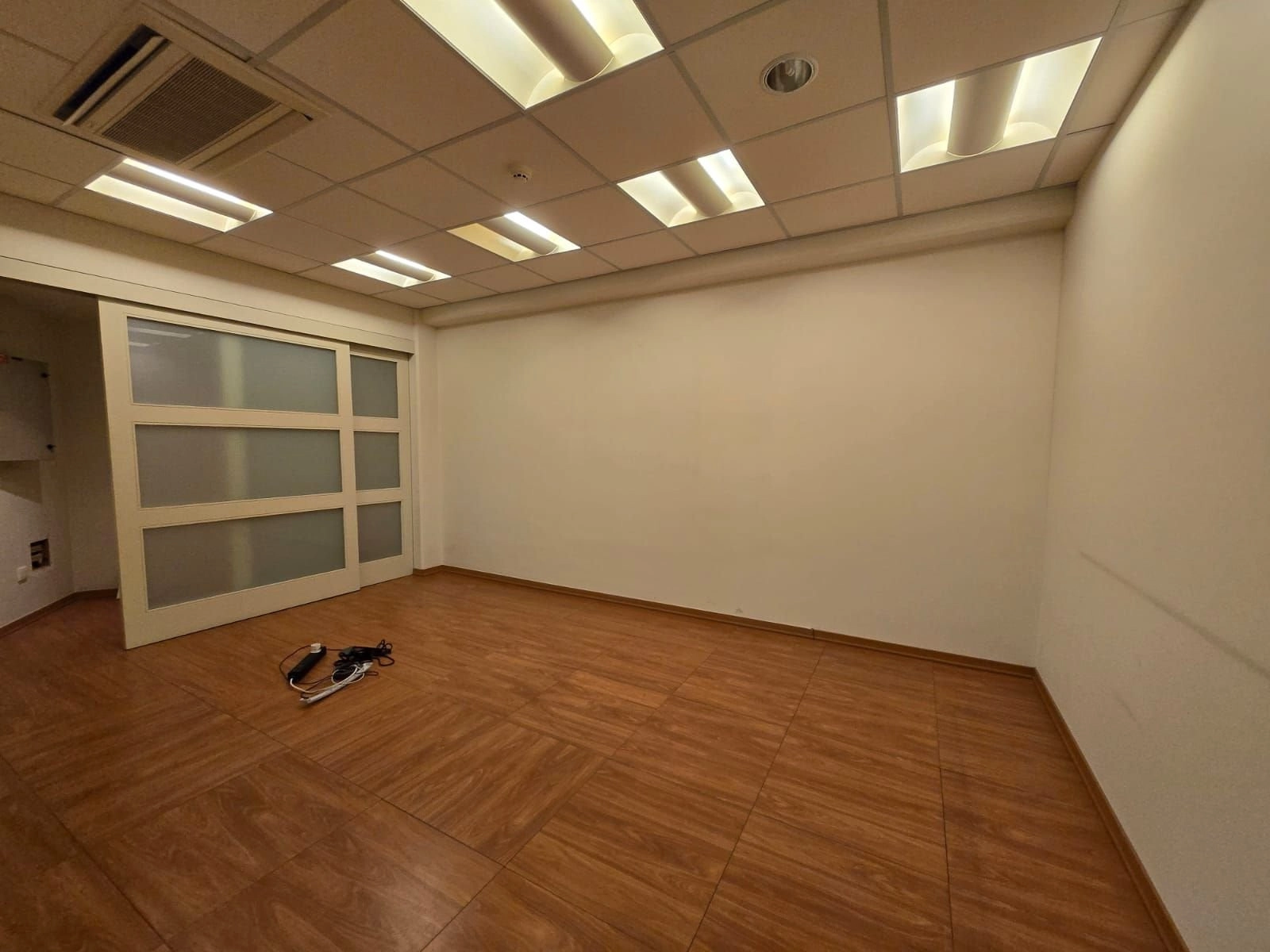 262m² Office for Rent in Limassol District