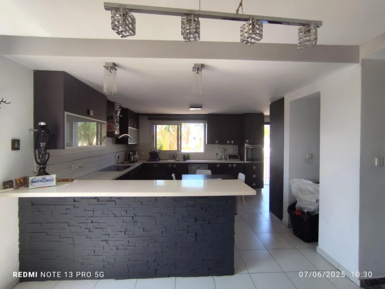 270m² House for Sale in Episkopi, Limassol District