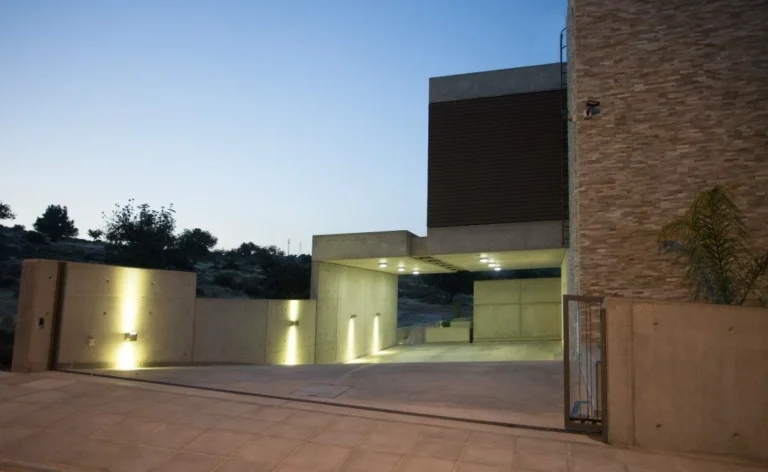 4 Bedroom House for Sale in Erimi, Limassol District