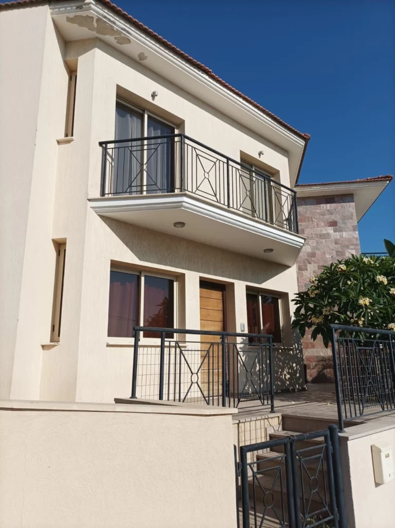 Cheap Houses and Villas for Sale Limassol up to 700000 euro