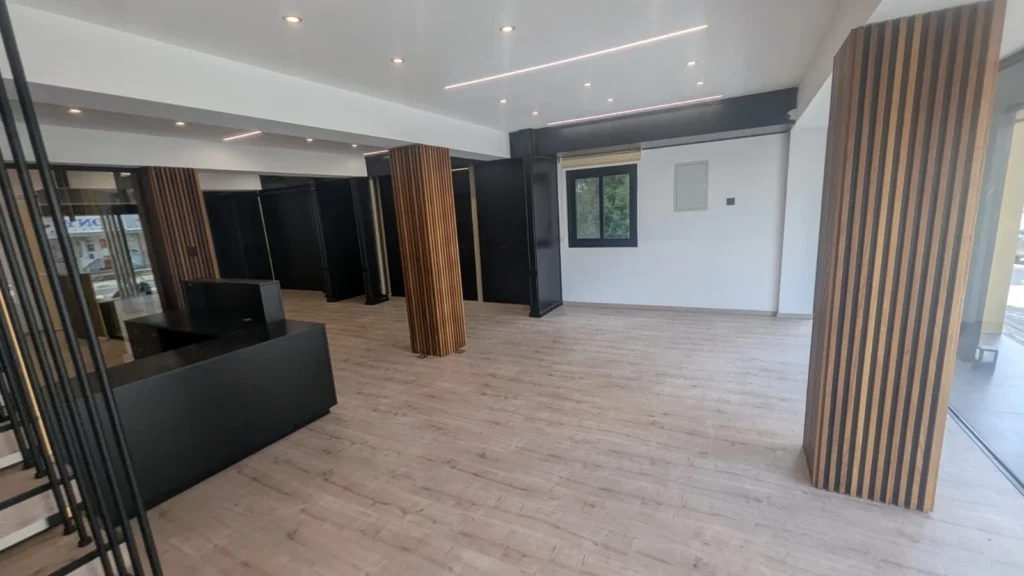 130m² Office for Rent in Limassol District