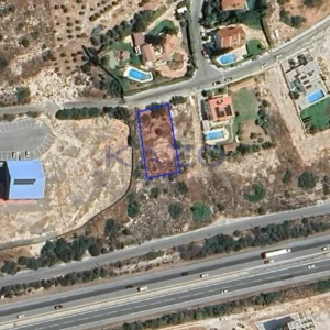 880m² Plot for Sale in Agios Tychonas, Limassol District