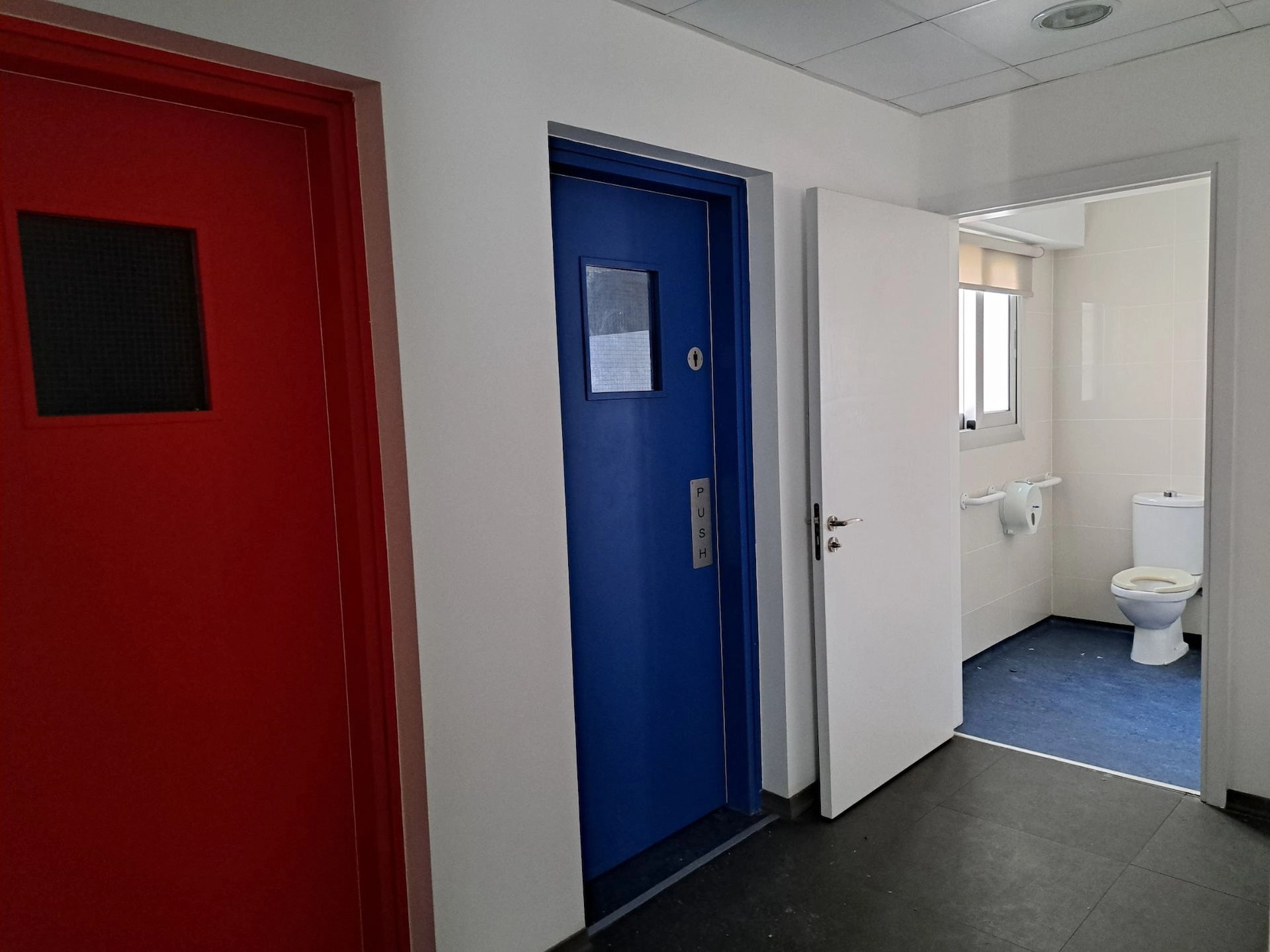396m² Office for Rent in Limassol – Katholiki