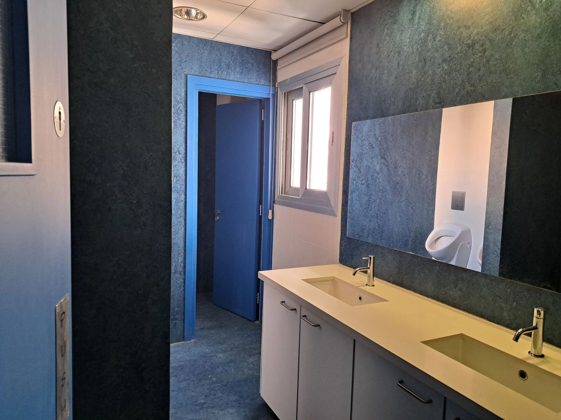 383m² Office for Rent in Limassol – Katholiki