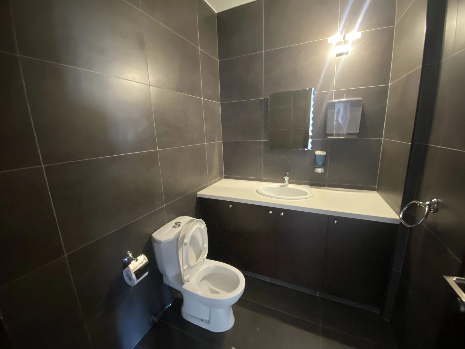 277m² Office for Rent in Paphos District