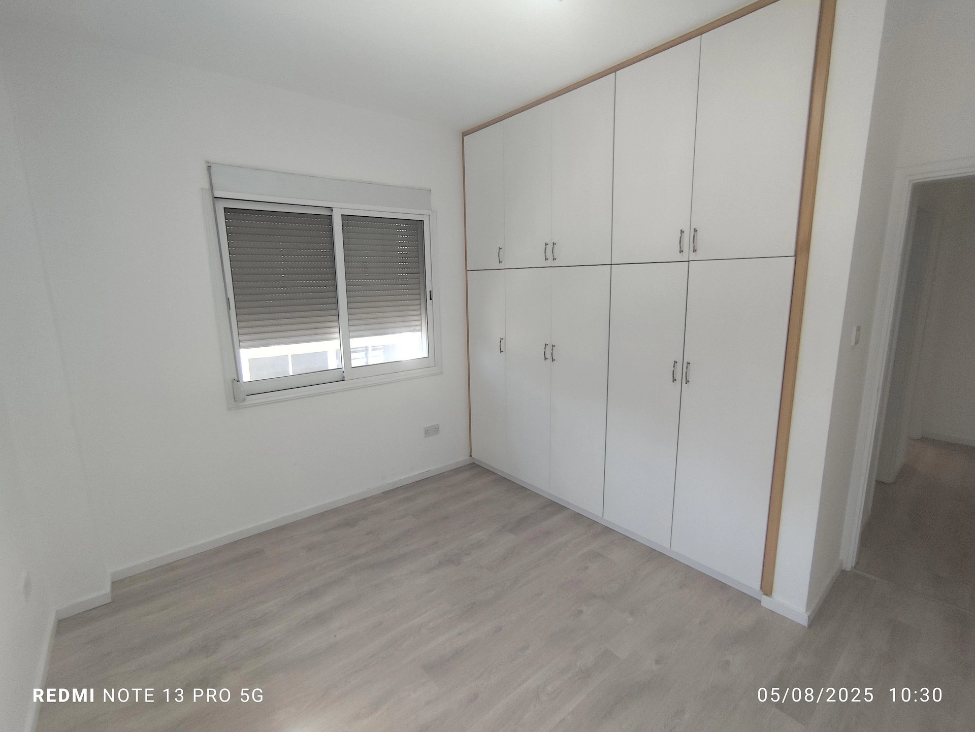 100m² Office for Rent in Limassol District