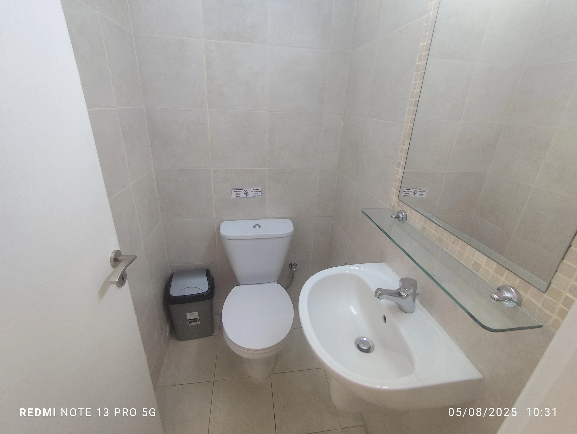 100m² Office for Rent in Limassol District