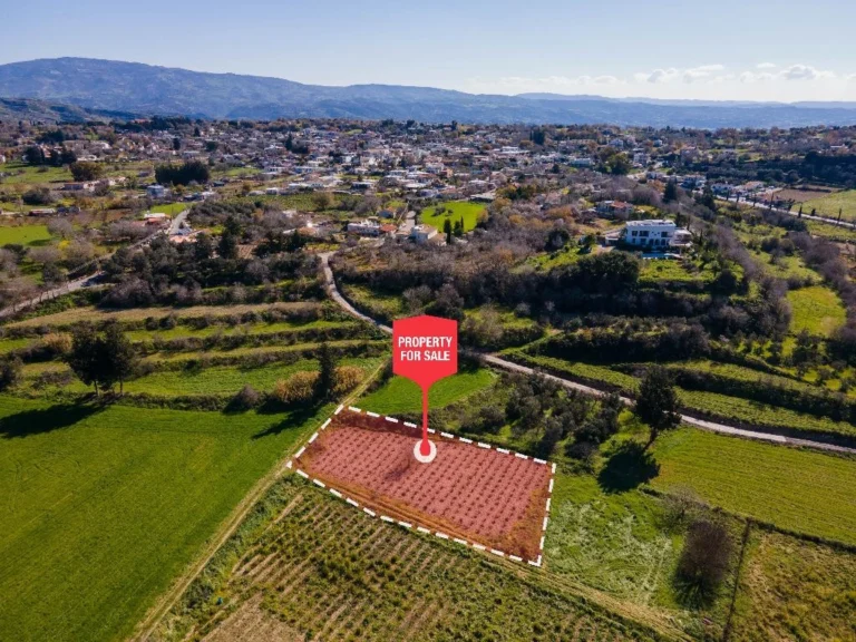 2,007m² Plot for Sale in Polemi, Paphos District