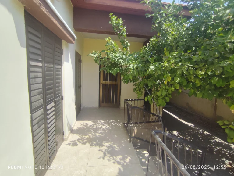 261m² Plot for Sale in Limassol – Mesa Geitonia