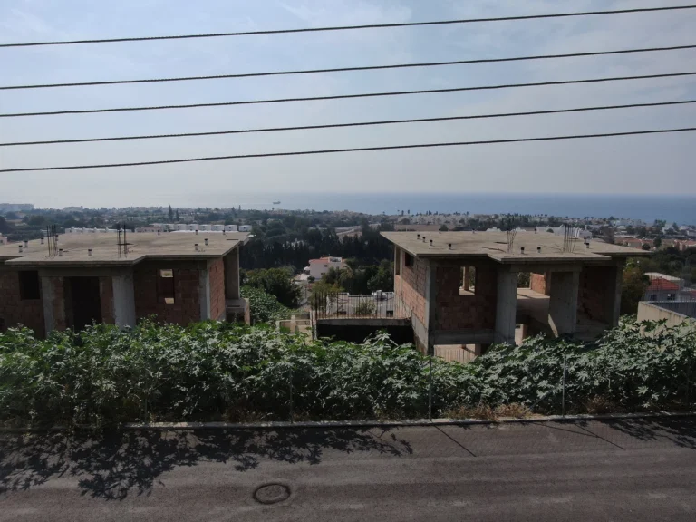 5 Bedroom House for Sale in Chlorakas, Paphos District